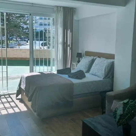 Serenity Chic Center With Free Wifi By Namaste Elite