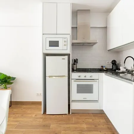 Serenity Chic Center With Free Wifi By Namaste Elite *