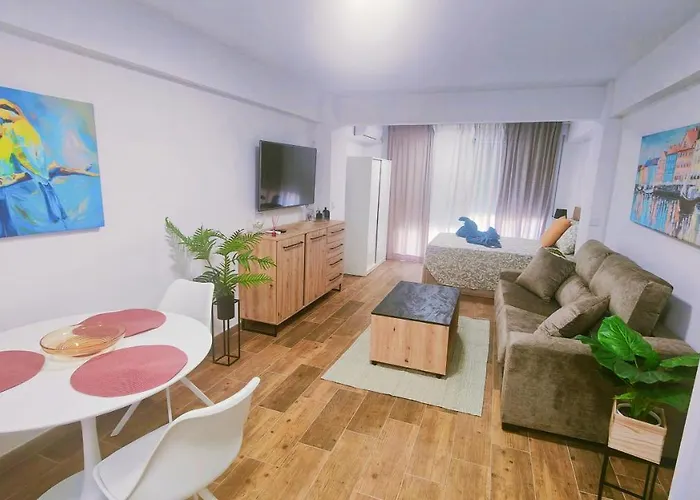 Apartment Serenity Chic Center With Free Wifi By Namaste Elite Torremolinos