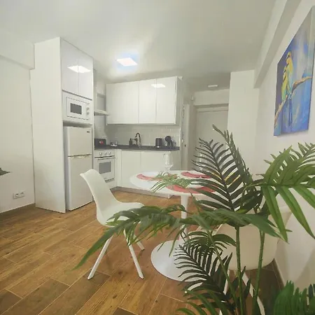 Serenity Chic Center With Free Wifi By Namaste Elite Τορρεμολίνος